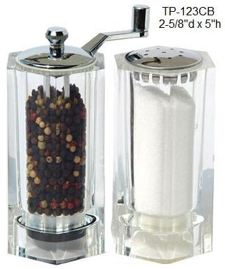 Pepper Mill & Salt Shaker